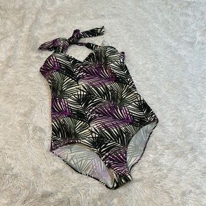 😊 NWOT Marina West Halter One Piece Swimsuit